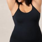 Modelująca koszulka na cienkich ramiączkach